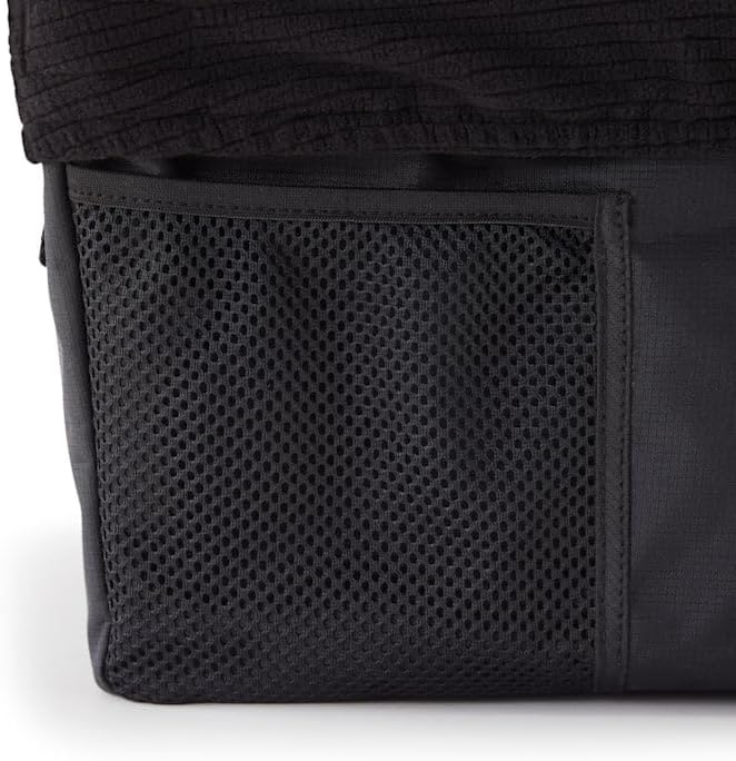EveryYay by Petco Essentials Road Trippin' Black Car Booster Seat, Small