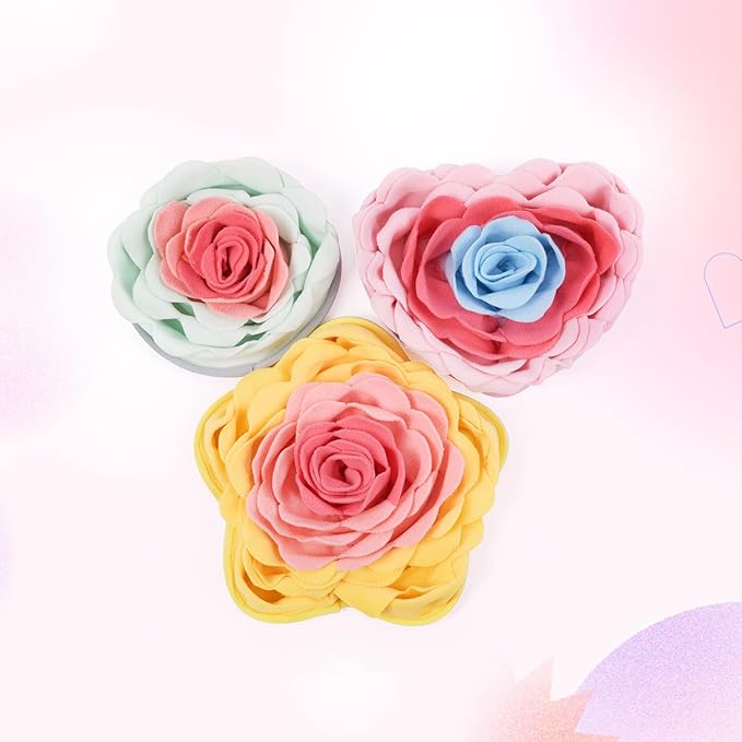 Heart-Shaped Rose Snuffle Mat for Dogs and Cats, Washable Pet Nose Work Mat, Interactive Feeding Mat to Relieve Boredom and Stress (V10)