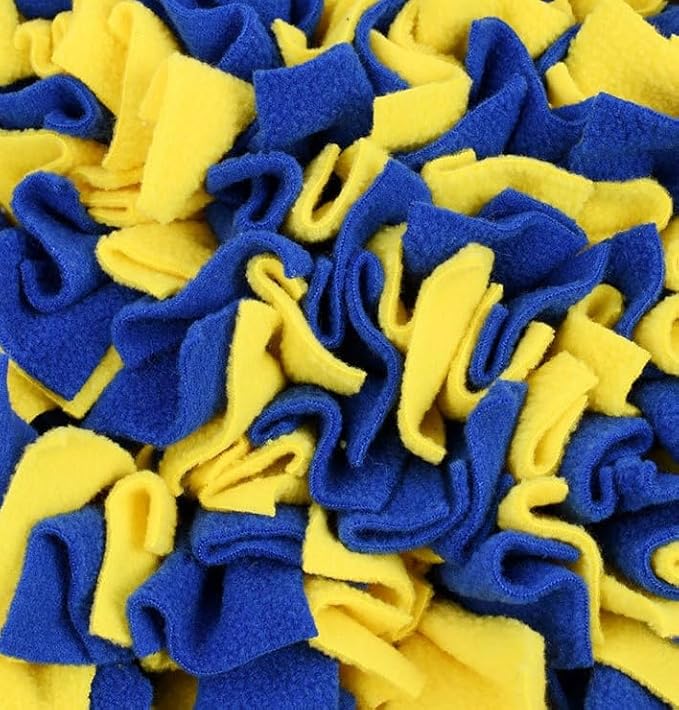 Small Round Pet Snuffle Mat, Plush Feeding and Nose Work Training Pad for Small Animals (Yellow)