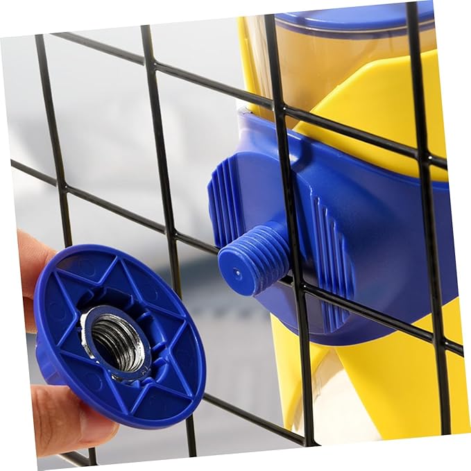 Hanging Dog Waterer for Pets Automatic Pet Feeder Wear-Resistant Design Convenient and Travel-Friendly Water Dispenser