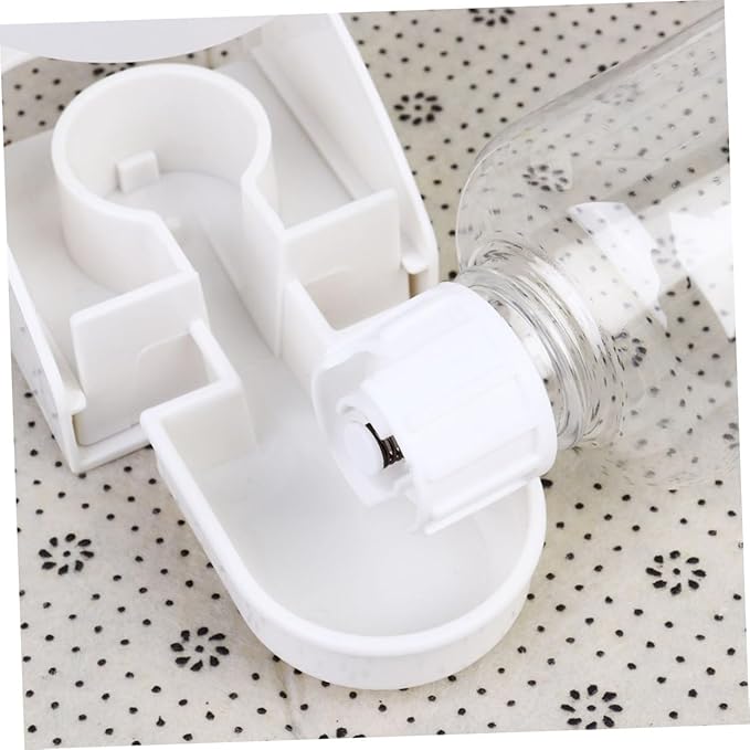Happyyami 500ml Automatic PET Drinking Water Dispenser Leakproof Feeder for Hamster Guinea Pig Dog and Cat Cage Mounted Water Bottle Stand