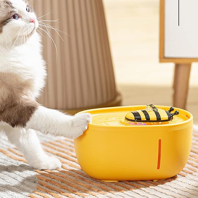 balacoo Automatic Pet Water Dispenser Compact Cat Water Feeder Stable Base for Dogs and Cats Easy to Store for Indoor Use