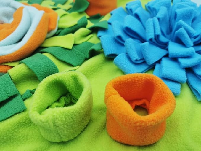 Dogs Snuffle Mat Pet Feeding Mats Puppy Sniffing Pad ,Cat Doggies Interactive Puzzle Toys for Multiple Breeds Encourages Natural Foraging Skills,Training and Stress Release (Light Blue)