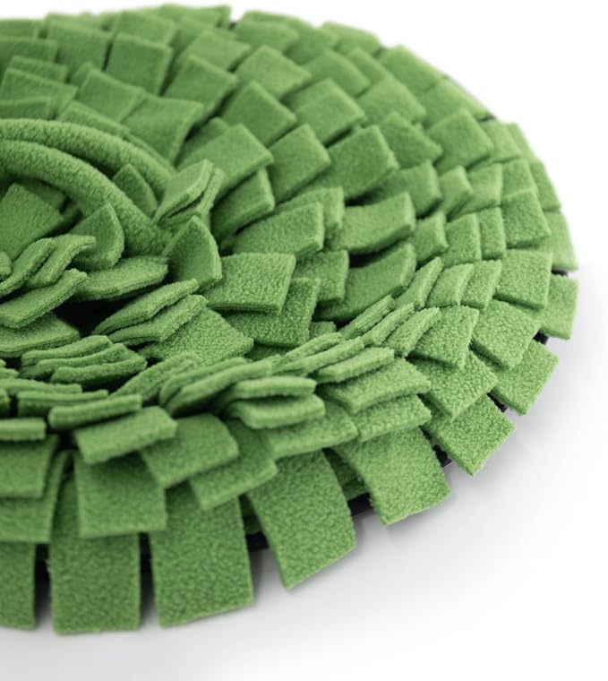 Snuffle Mat for Dogs Cats Pet Treats Slow Feeding Mat Durable Interactive Puzzle Toys for Boredom, Stress Relief, Encourages Natural Foraging Skills, Enrichment to Keep Dogs Busy (Green)