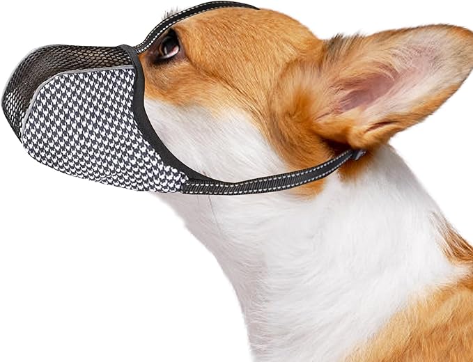 Dog Muzzle Anti & Prevent Biting Chewing Barking for Small Dogs Soft Air Mesh Muzzles Reflective Ajustable Full Coverage Dog Mouth Guard Cover for Grooming Scavenging Black S
