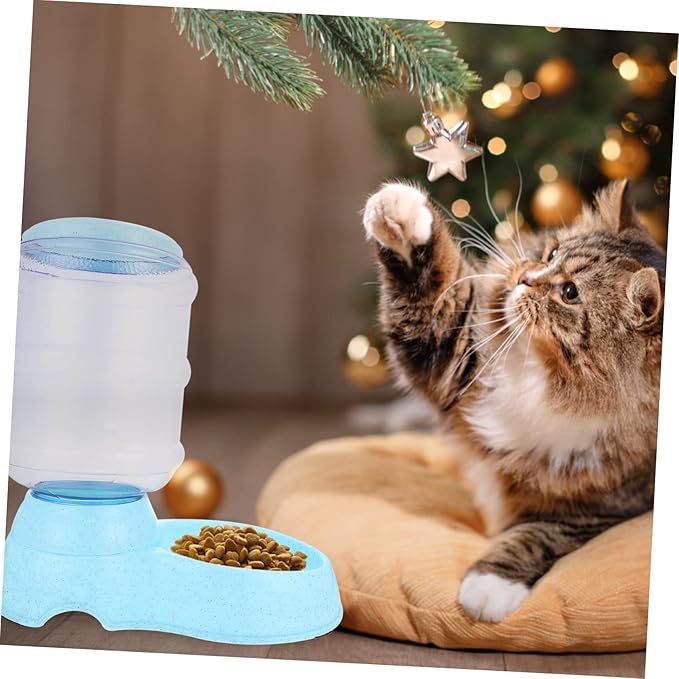 Automatic Pet Food Dispenser for Cats and Easy to Use for Supply Reduces Feeding Effort and Convenient Feeding