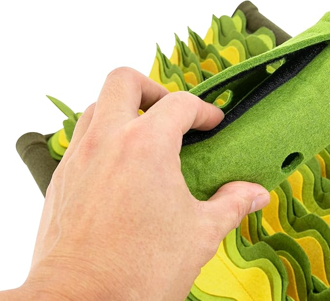 Dog Feeding Mat, Snuffle Mat, Pet Snuffle Mat for Dogs, for Relieving Tension and Anxiety, 22.8 * 13 * 9in, Encourage Natural Foraging