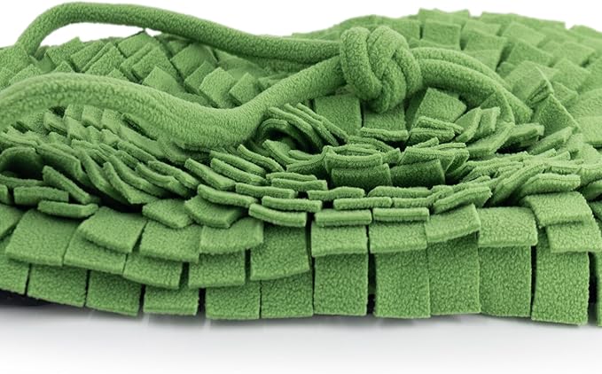 Snuffle Mat for Dogs Cats Pet Treats Slow Feeding Mat Durable Interactive Puzzle Toys for Boredom, Stress Relief, Encourages Natural Foraging Skills, Enrichment to Keep Dogs Busy (Green)