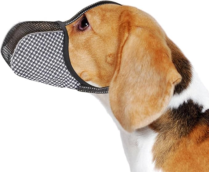 Dog Muzzle Medium Sized Dogs Anti Bite Bark Soft Air Mesh Muzzles Reflective Ajustable Full Coverage Dog Mouth Guard Cover for Grooming Scavenging Black M