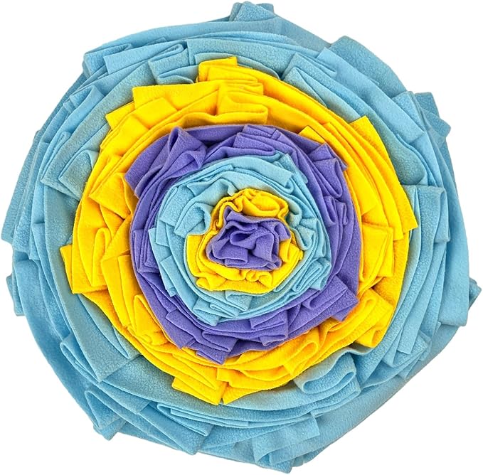 Dog Snuffle Mat for Cats and Puppies, Slow Feeding Training Toy with Anti-Slip Bottom, Soft Fleece Treat Nose Work Pad 45x45cm (A02)
