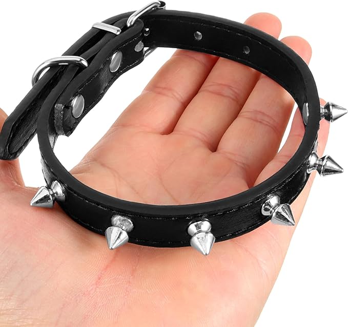 Rivet Dog Collar Small Size 1.5cm Sturdy Leather Pet Neck Collar with Spikes for Puppies and Cats for Walking and Training