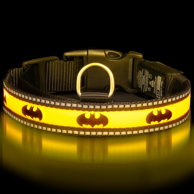 DC Comics Pet Collar, Light Up Dog Collar, Batman, Small 13 to 17.5 Inch Length