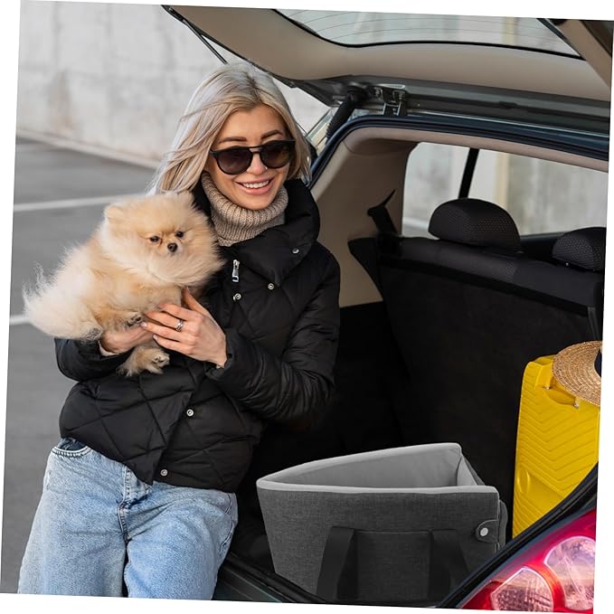 Portable Dog Car Seat for Pets Washable Console Seat Easy Installation Prevents Slipping Comfortable Design for Travel for Dogs and Cats