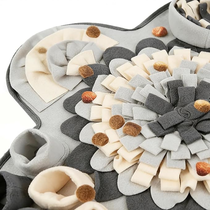 Dog Snuffle Mat - Puppy Foraging Toy Pad, Interactive Pet Slow Feeder Mat, Non Slip hides Treats Playboard | Engaging Feeding Puzzle Activity for Home Apartment Office Indoor Living Room