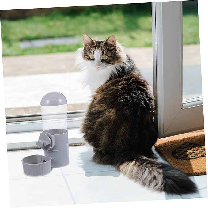 Hanging Dog Water Feeder and Cat Bowl Wear-Resistant Automatic Pet Water Dispenser Capacity for Puppies and Kittens Convenient and Leak Design