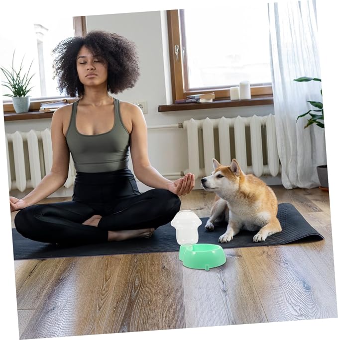 POPETPOP Automatic PET Water Feeder 1.5L Capacity Dog Water Dispenser Food-Grade Plastic for Dogs and Cats Easy to Use No Spill