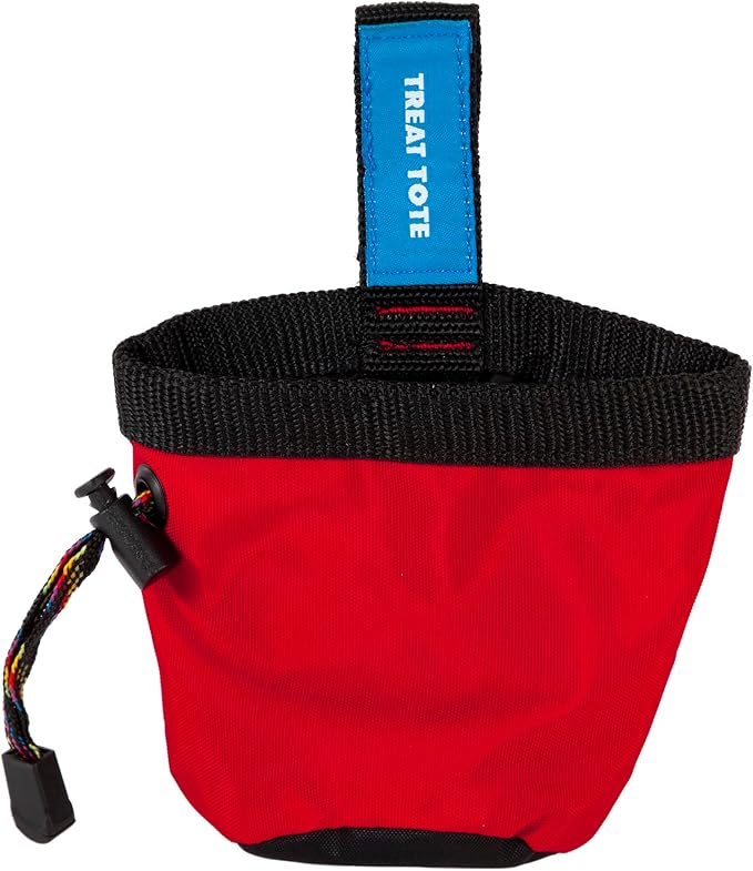 Chuckit! Treat Tote Dog Treat Pouch for Puppy Training, 1 Cup Capacity, Assorted Colors
