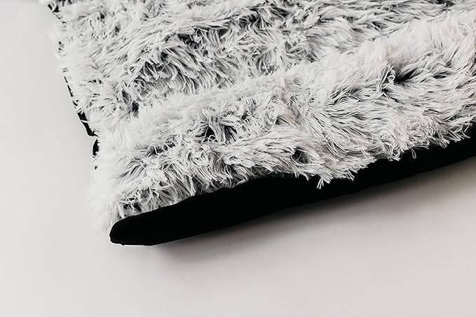 Luxurious Pet Car Travel Bed: Dog Car Seat Cover with Plush Top, PVC-Free Oxford Fabric Dog Car Seat, Car Seat Cover for Dogs, Car Seat Booster for Comfort, Back Seat Car Cover for Dogs and Pets