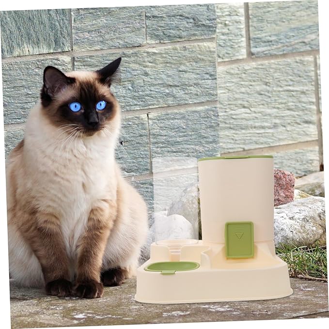 Automatic Pet Water Feeder with Dry and Wet Separation Capacity Dog and Cat Water Dispenser Healthy Design Easy to Use and Detachable for Multiple Pets