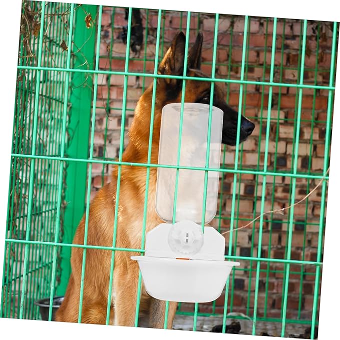 Hanging Automatic PET Water Feeder for Dogs and Cats Bottle 500ml Capacity for Indoor and Outdoor Use
