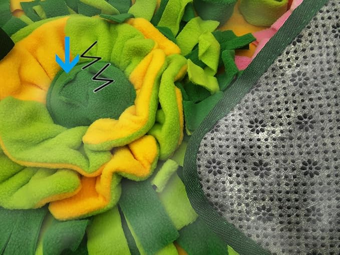 Dogs Snuffle Mat Pet Feeding Mats Puppy Sniffing Pad ,Cat Doggies Interactive Puzzle Toys for Multiple Breeds Encourages Natural Foraging Skills,Training and Stress Release (Yellow)