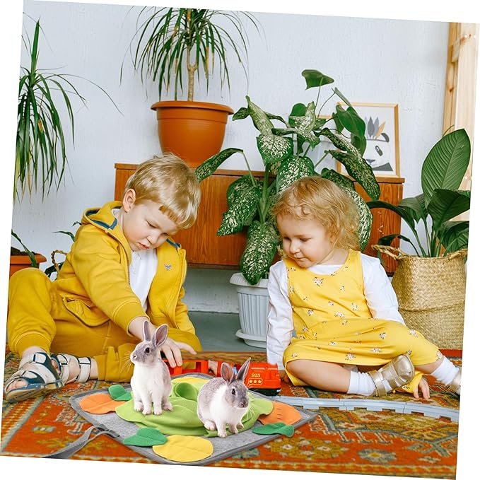ibasenice Rabbit Foraging Mat Small Animal Snuffle Mat for Bunnies Interactive Nose Work Feeding Machine Washable and to Stimulate Foraging Instinct and Anxiety
