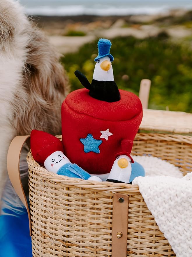 ZippyPaws Americana Top Hat Burrow - Patriotic Interactive Dog Toys for Boredom, Hide & Seek Dog Gifts & Puppy Toys, Colorful Squeaky Pearl Harbor Day Dog Toys for Small & Medium Dogs