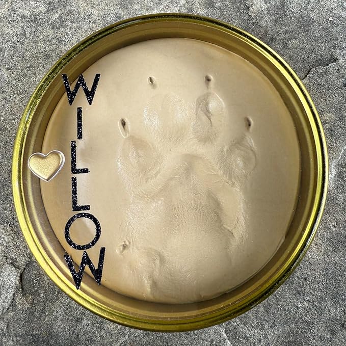 Unbreakable Bond® Pet Paw Print Memory Kit, Self-Curing Molding Putty with Gold Display Tin, No-Bake Pet Memorial Impression Set (Medium)